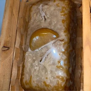 Caramel apple spice cake candle w basket